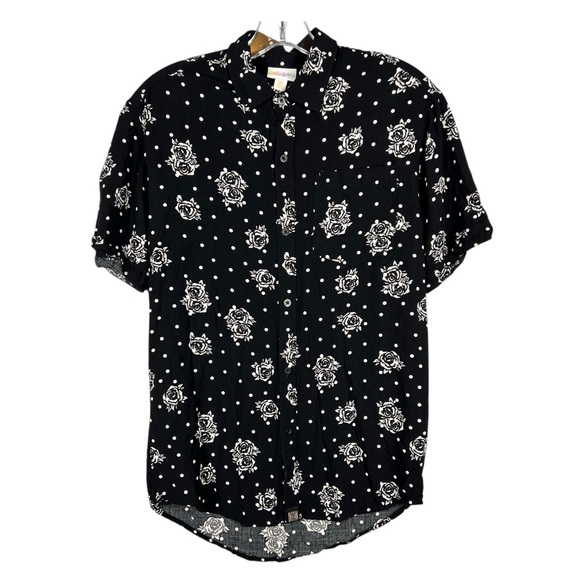 Black Rose Print Button Up Shirt Men’s Size XS Lularoe Michael Womens Size Small - Picture 3 of 9